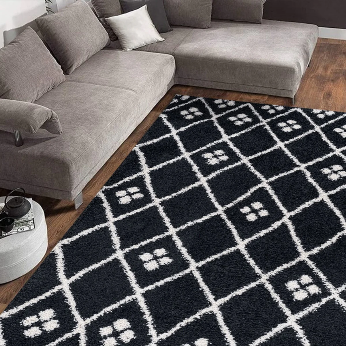 Milo Geometric Diamond Pattern Rug - Image 7