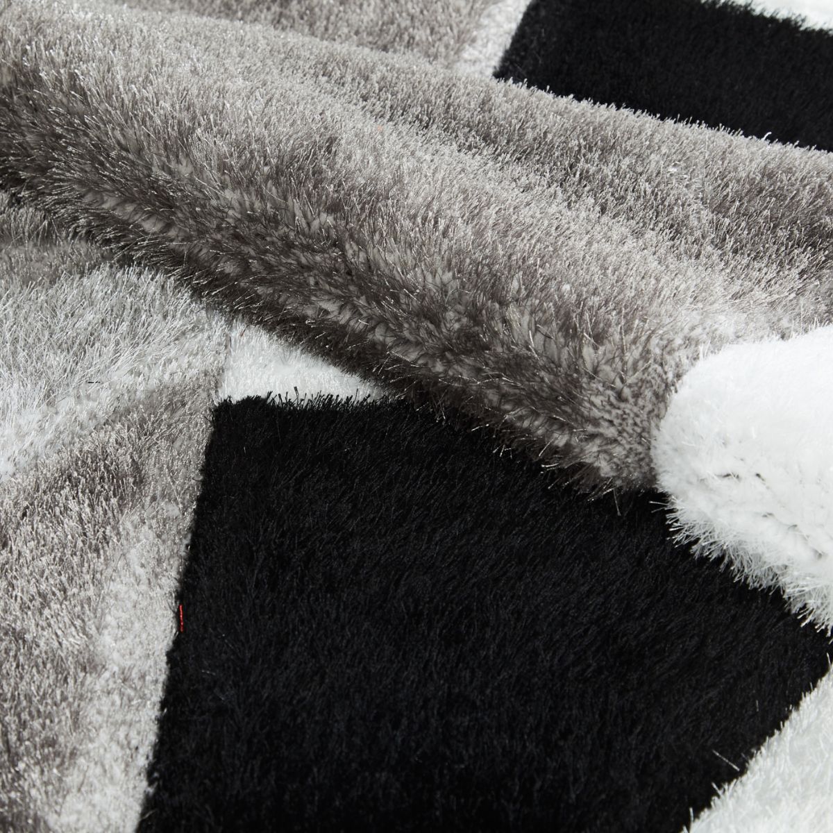 Pluton Black and White Geometric Rug - Image 3