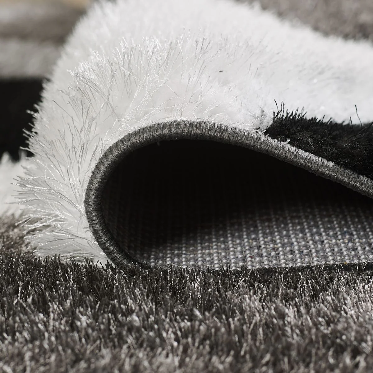 Pluton Black and White Geometric Rug - Image 4